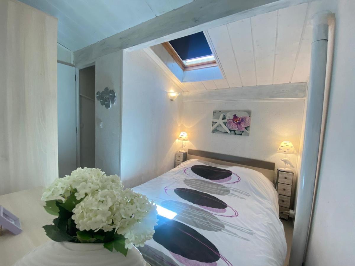 La Maison Bleue Gruissan Esterno foto